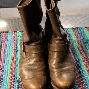 Frye Distressed Olive Green  Leather Boots